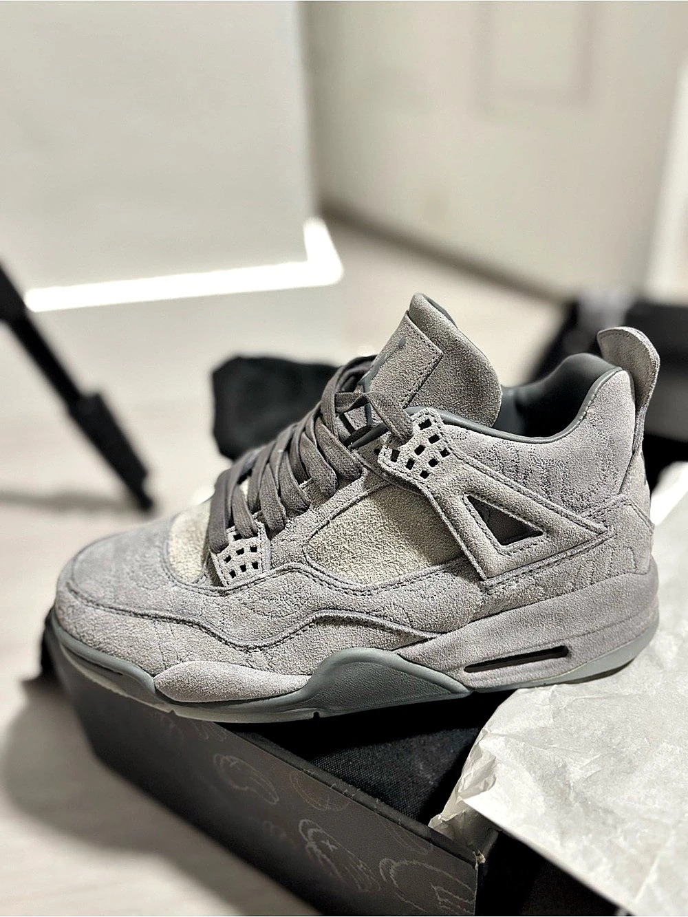 Jordan Air Jordan 4 Retro KAWS Cool Grey Gray Sneakers